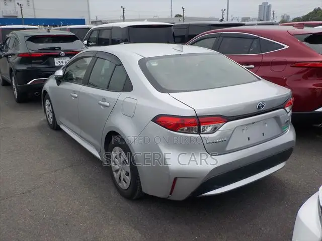 Toyota Corolla 2021 Silver