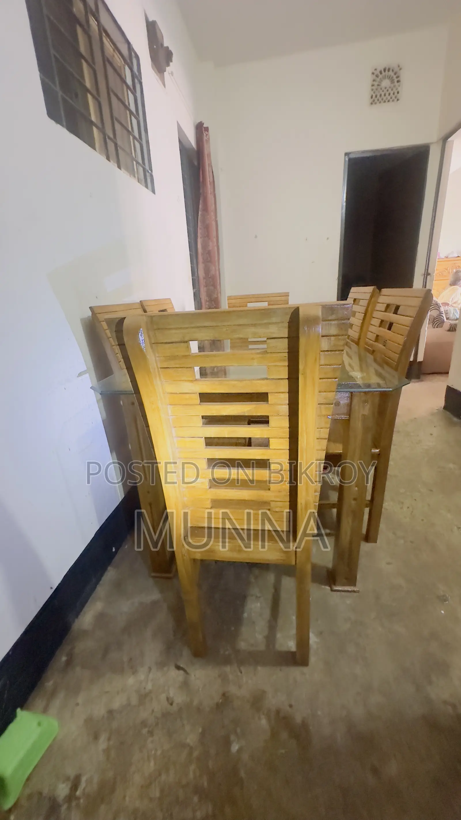 সেগুন কাঠের প্রিমিয়াম ডাইনিং টেবিল