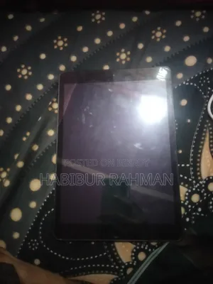 Apple iPad 10.2 (2019) 128 GB Black