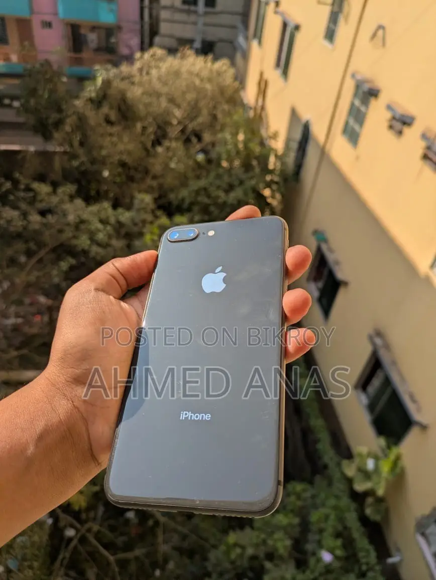 Apple iPhone 8 Plus 128 GB Black