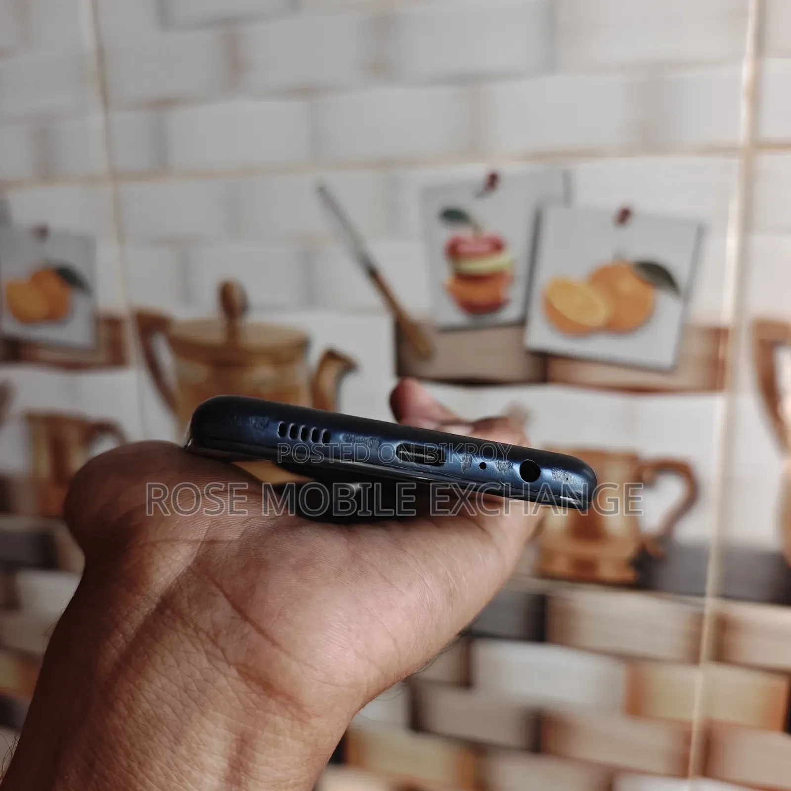 স্যামসাং ১২৮ জিবি কালো