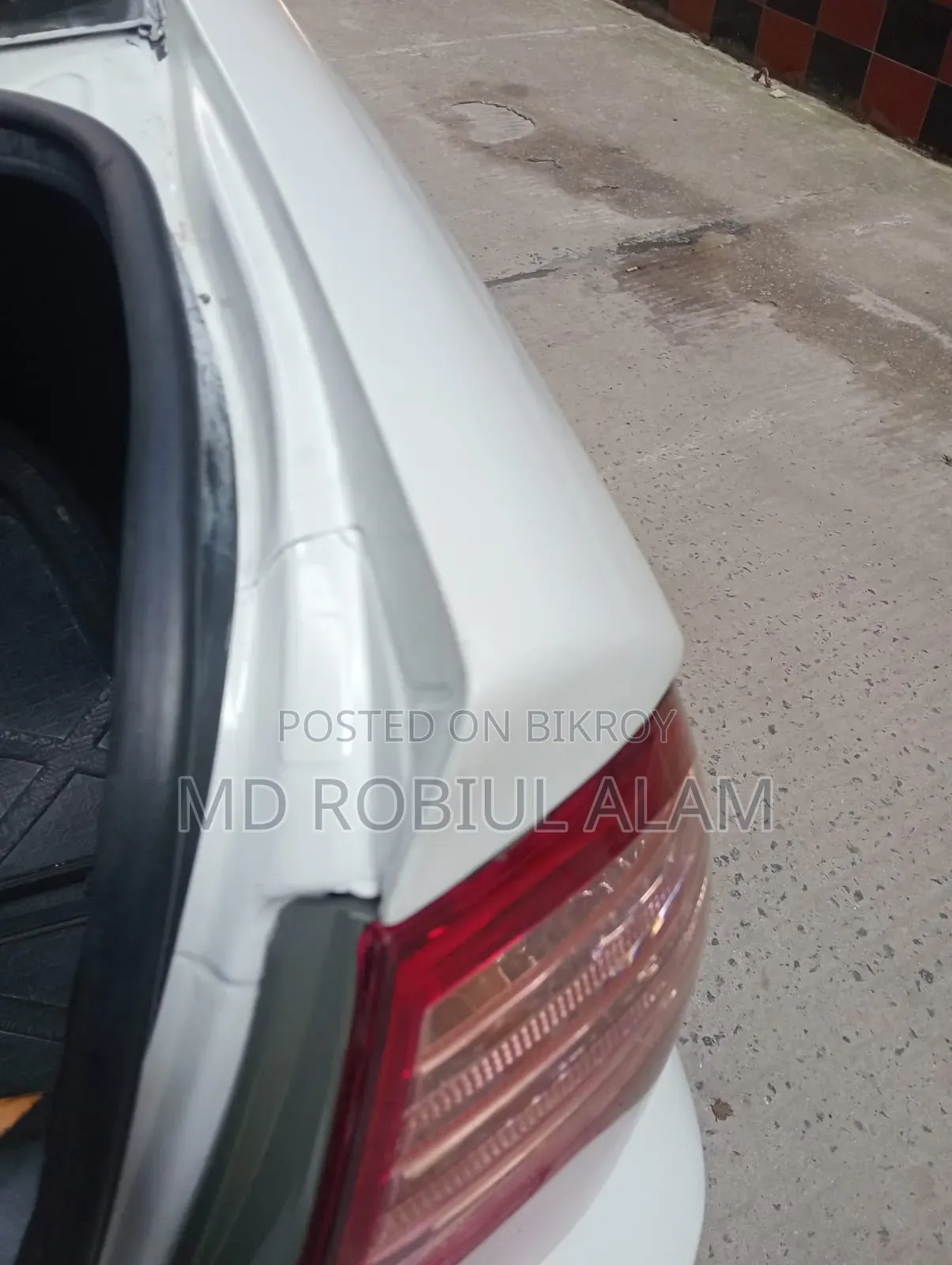 টয়োটা করোল্লা ২০০৫ হোয়াইট
