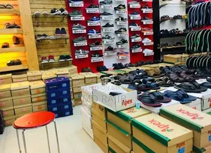Apex শোরুমের জন্য সেলসম্যান দরকার