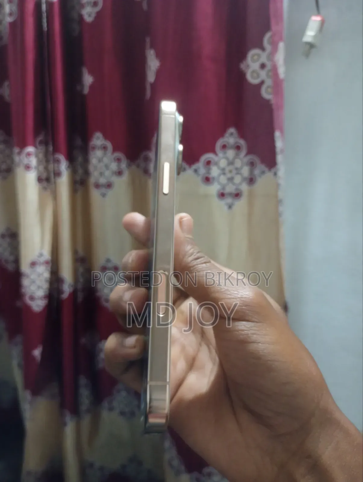 অ্যাপল আইফোন ১৬ প্রো ম্যাক্স ১ টিবি গোল্ড