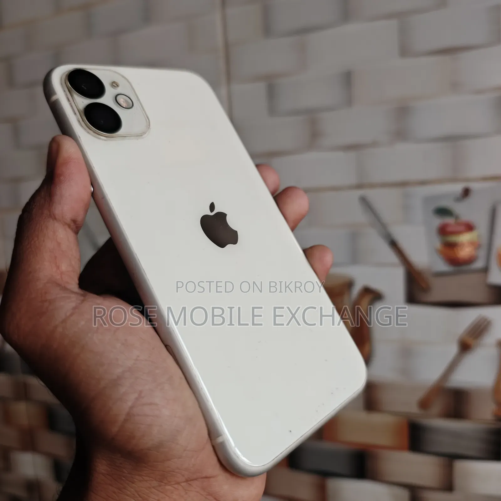 অ্যাপল আইফোন ১১ ২৫৬ জিবি
