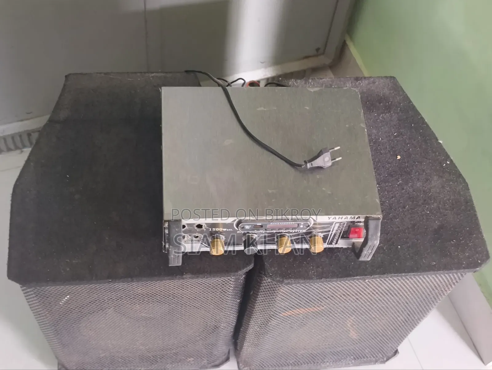 Speaker 12 inch 2 Ta JBL SPEAKER With Amplifier