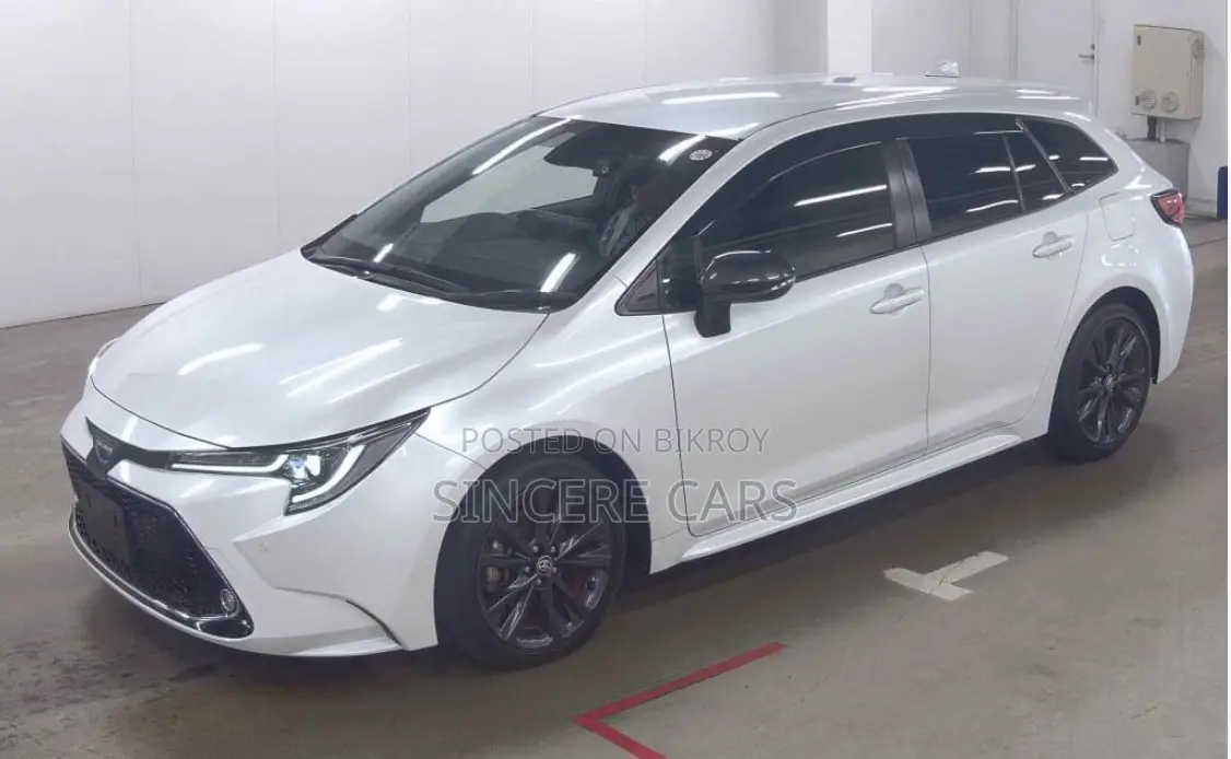 Toyota Corolla Touring 2021 Pearl