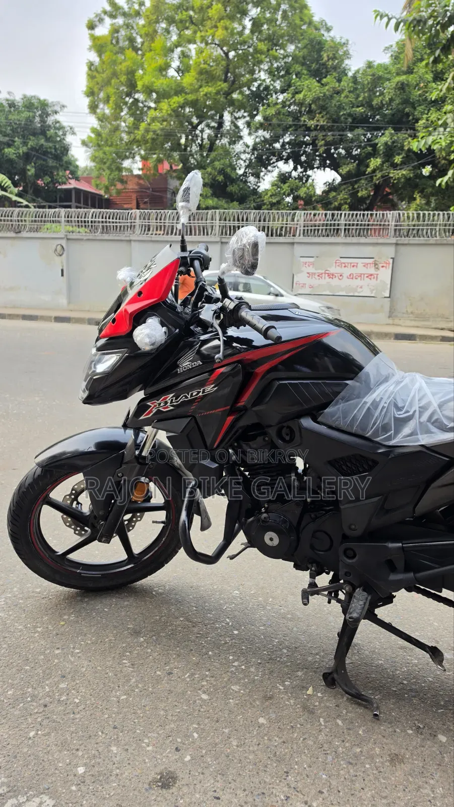 হোন্ডা এক্স-ব্লেড ১৬০ ২০২৩ ব্ল্যাক