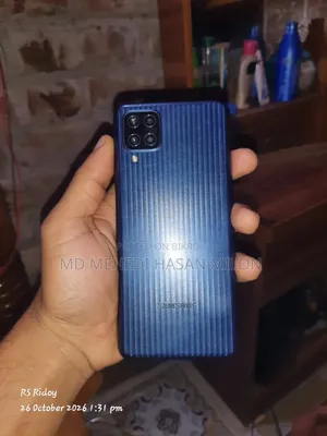 স্যামসাং গ্যালাক্সি এম১২ (ইন্ডিয়া) ১২৮ জিবি ব্লু
