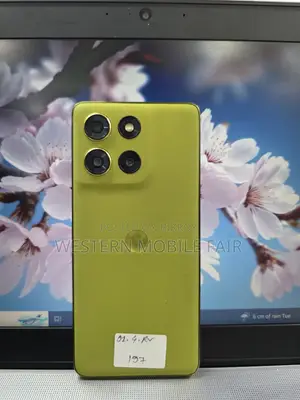 Motorola Moto G86 Power 5G 128 GB Yellow