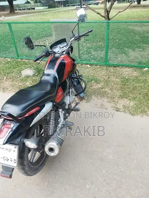 Bajaj V15 2019 Red