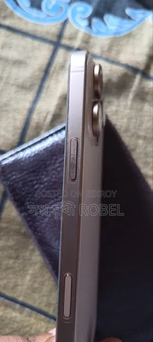 New Apple iPhone 16 Pro Max 256 GB Gold