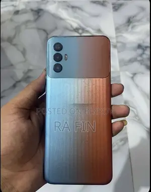 টেকনো স্পার্ক ৮ প্রো ৬৪ জিবি গোল্ড