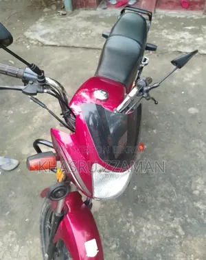 Runner AD80S-DELUXE 2022 Red