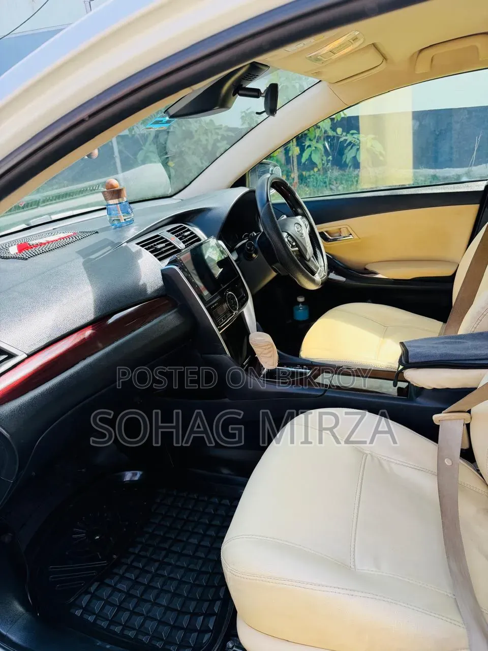 Toyota Premio 2.0 Front-Wheel Drive 2018 Pearl