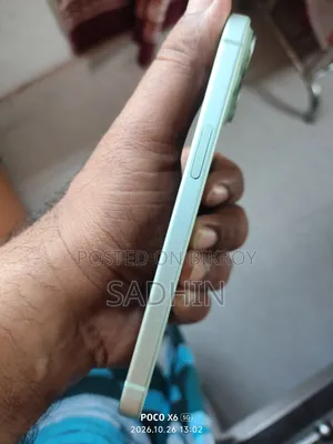 Apple iPhone 15 128 GB Green