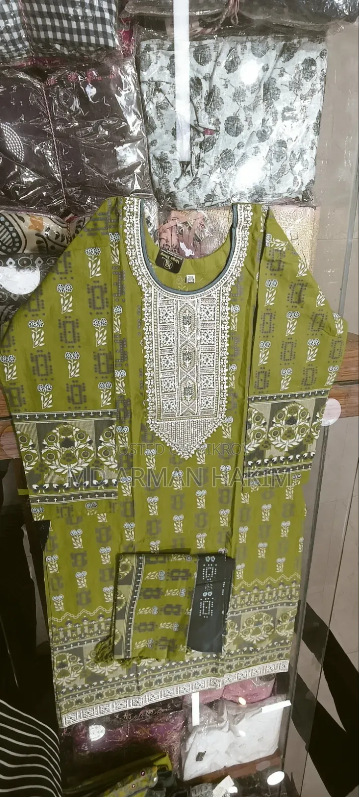 Premium Embroidery & Digital Print Three-Piece | Size 36-46