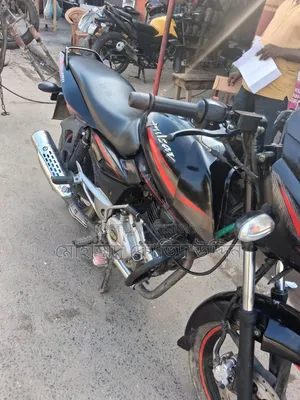 বাজাজ পালসার ১৫০ ২০২০ ব্ল্যাক