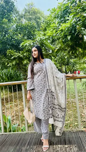মহিলাদের জন্য প্রিমিয়াম কটন থ্রি পিস