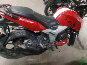 TVS Apache 160 4V 2019 Red