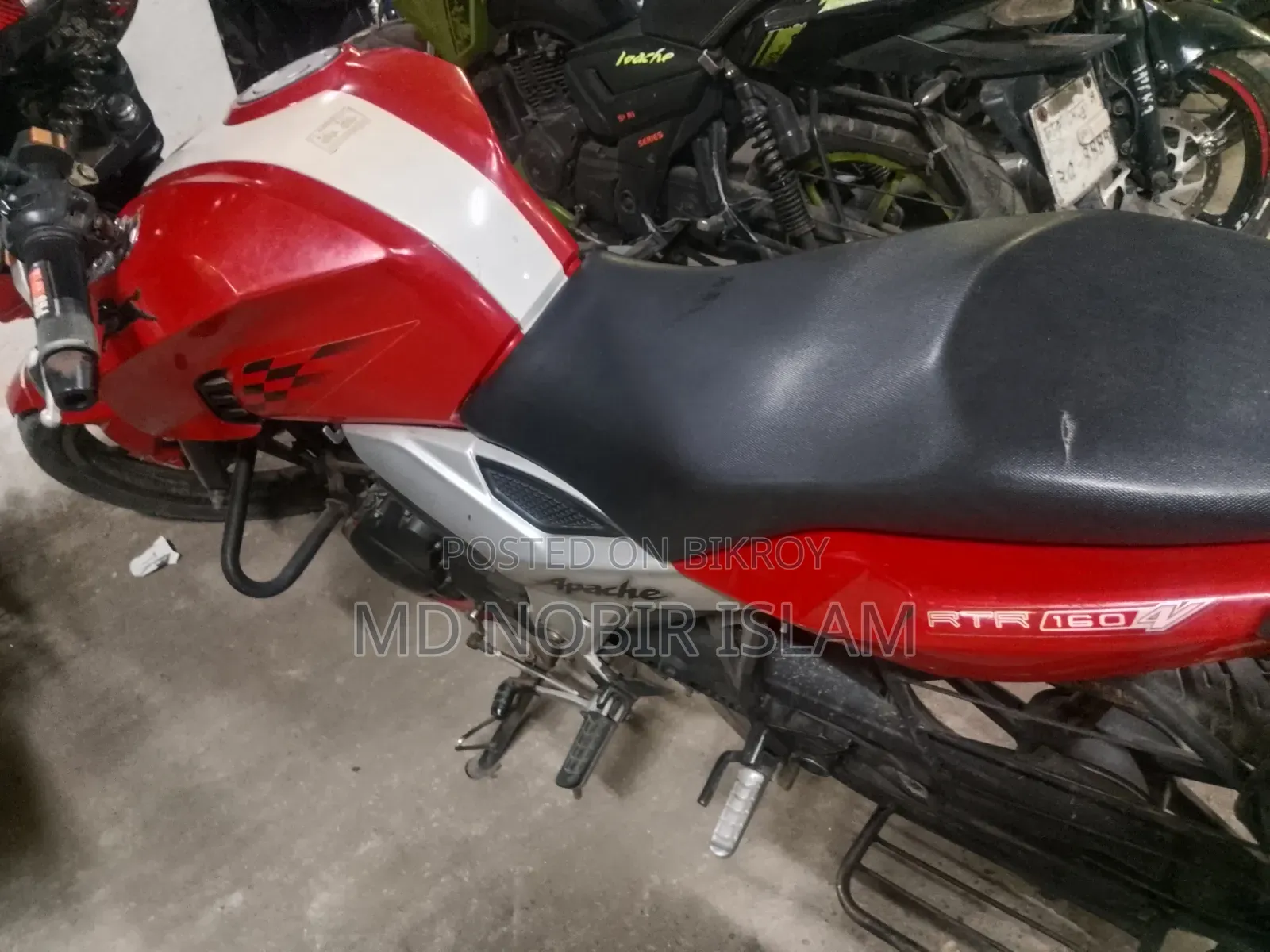 TVS Apache 160 4V 2019 Red