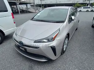 Toyota Prius 2021 Beige