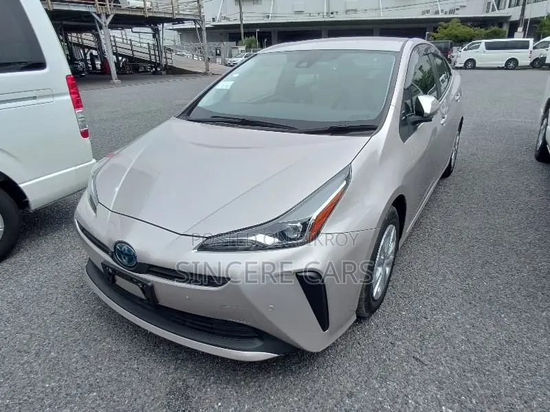 Toyota Prius 2021 Beige