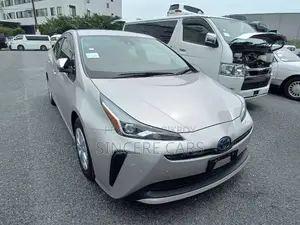 Toyota Prius 2021 Beige