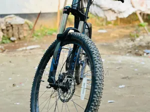 Veloce Cycle Model- 605