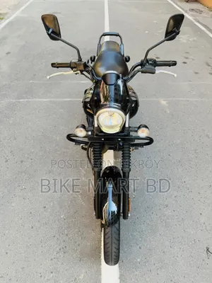বাজাজ এভেঞ্জার ১৬০ স্ট্রিট ২০২২ ব্ল্যাক