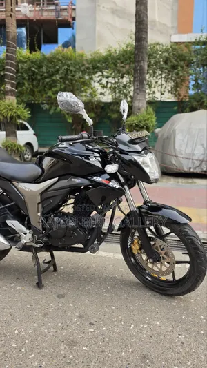 New Suzuki Gixxer 2024 Black