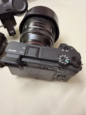 Sony A7400