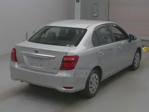 Toyota Axio 2021 Silver