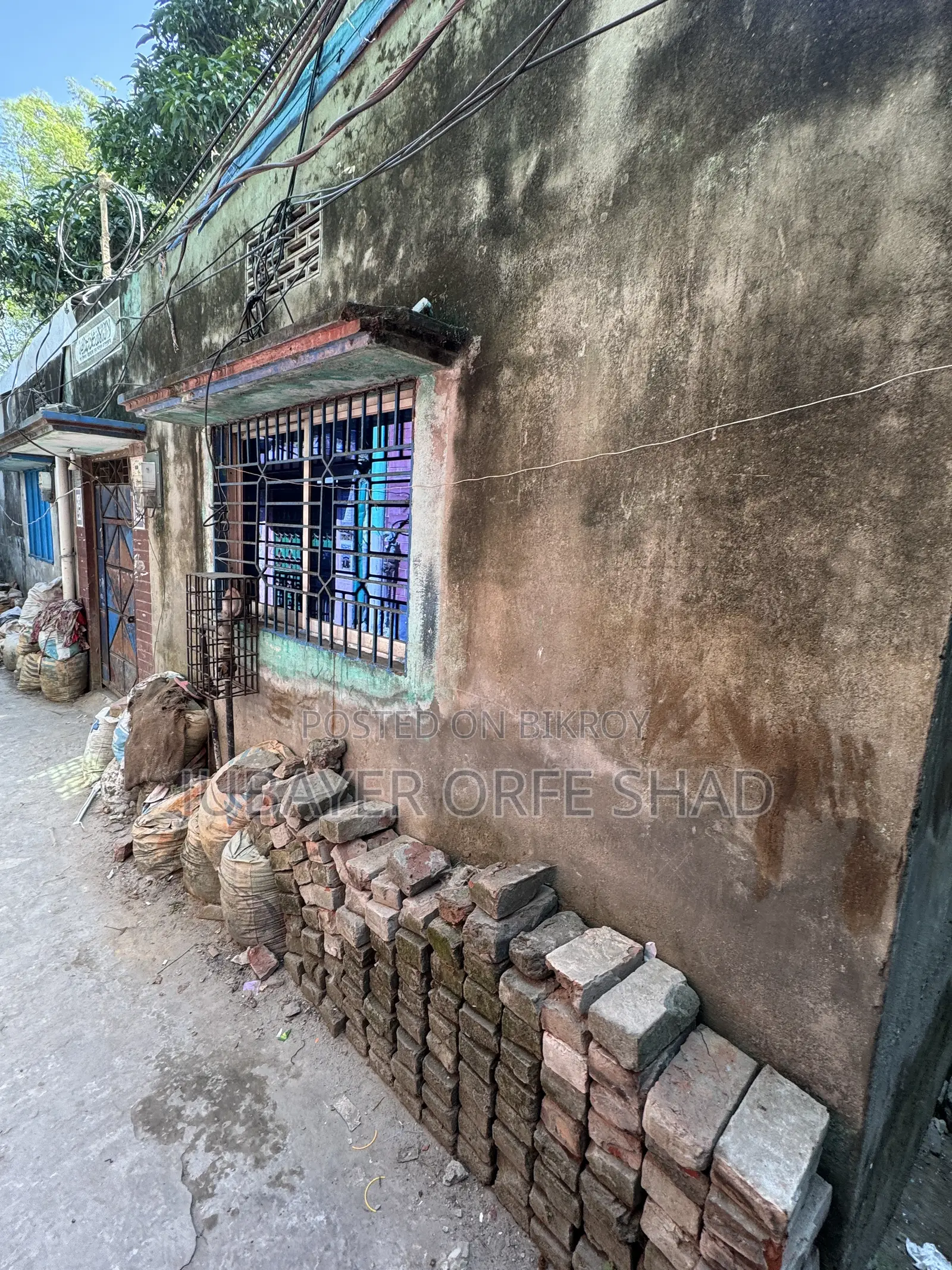 Furnished 3bdrm House in Keraniganj for sale