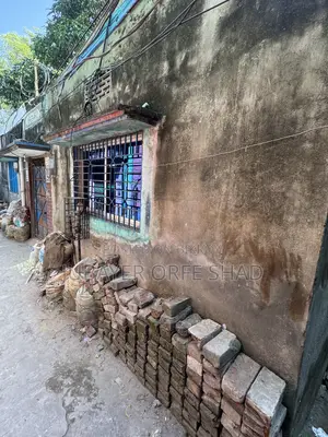 কেরানীগঞ্জে বিক্রয়ের জন্য সাজানো ৩ বেডরুমের বাড়ি