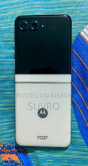 New Motorola Razr 60 256 GB White