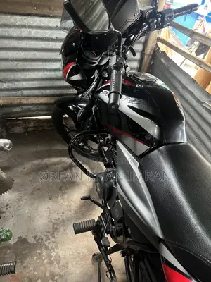 বাজাজ ডিসকভার ১১০ ২০২২ ব্ল্যাক