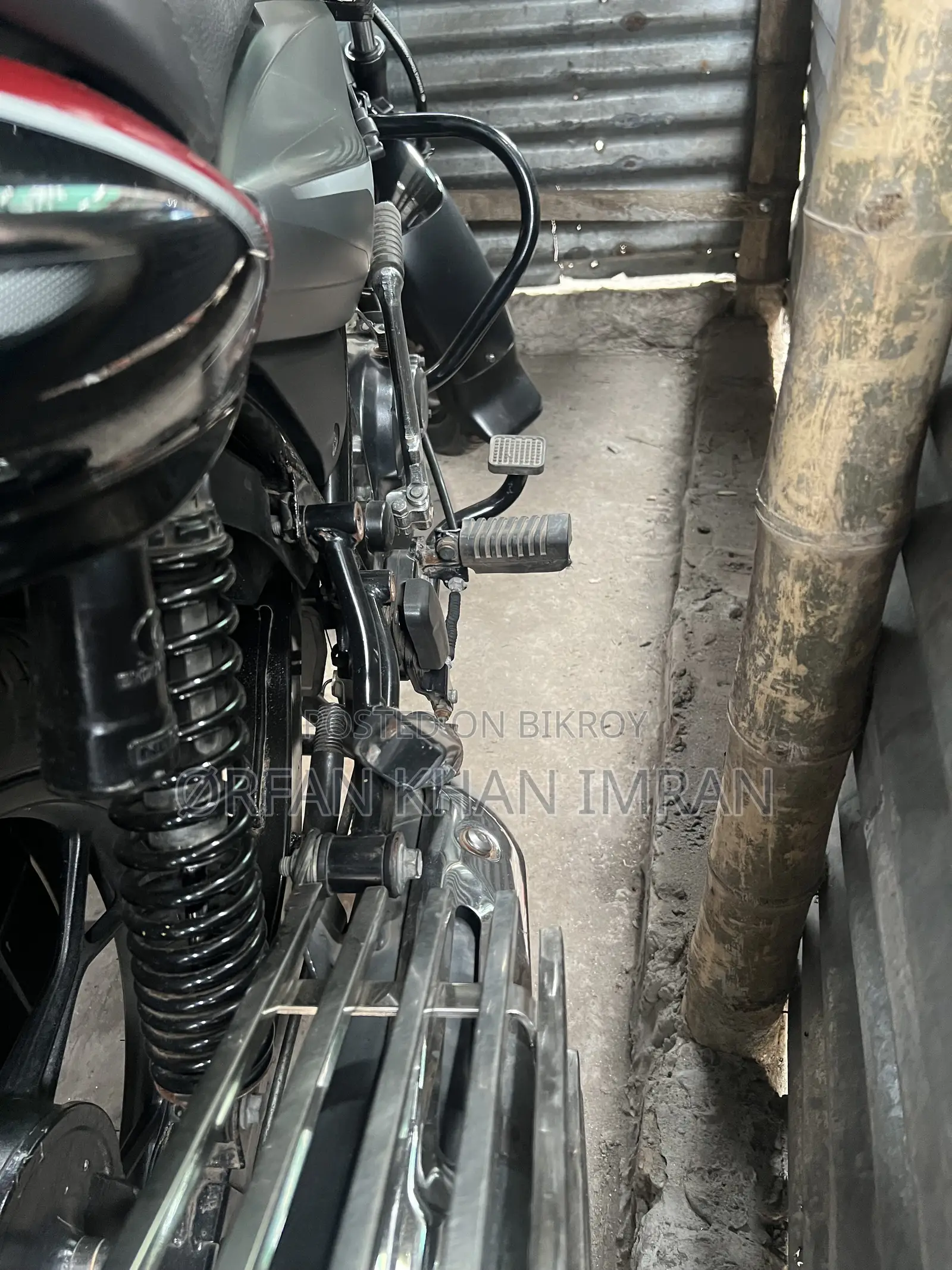 বাজাজ ডিসকভার ১১০ ২০২২ ব্ল্যাক