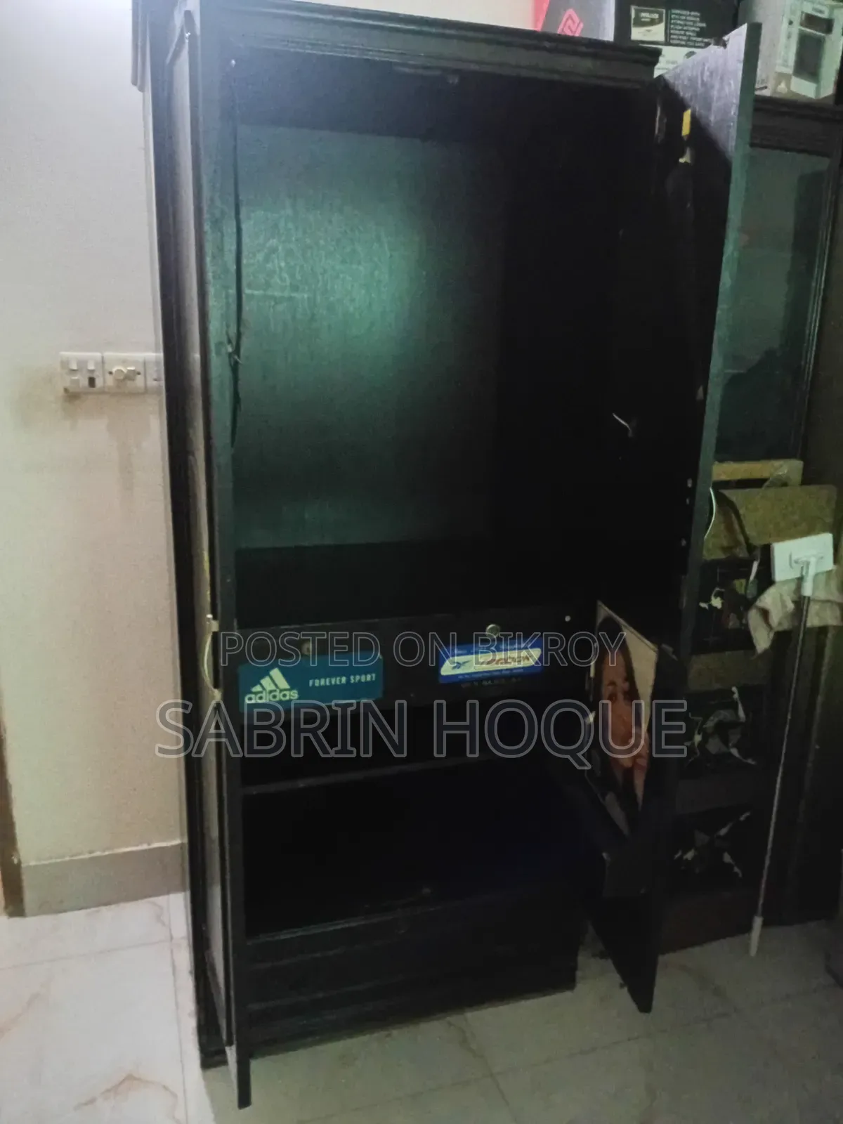 Premium Shegun Wood Almirah for Sale | Good Condition