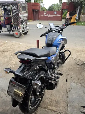 Honda Hornet 2018 Blue