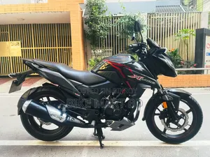 হোন্ডা এক্স-ব্লেড ১৬০ ২০২১ ব্ল্যাক