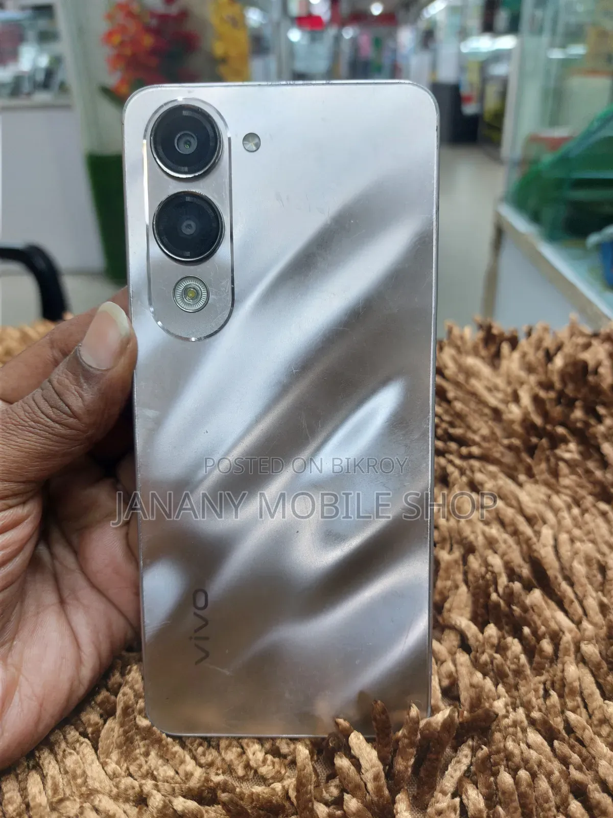 Vivo Y04 64 GB Gold
