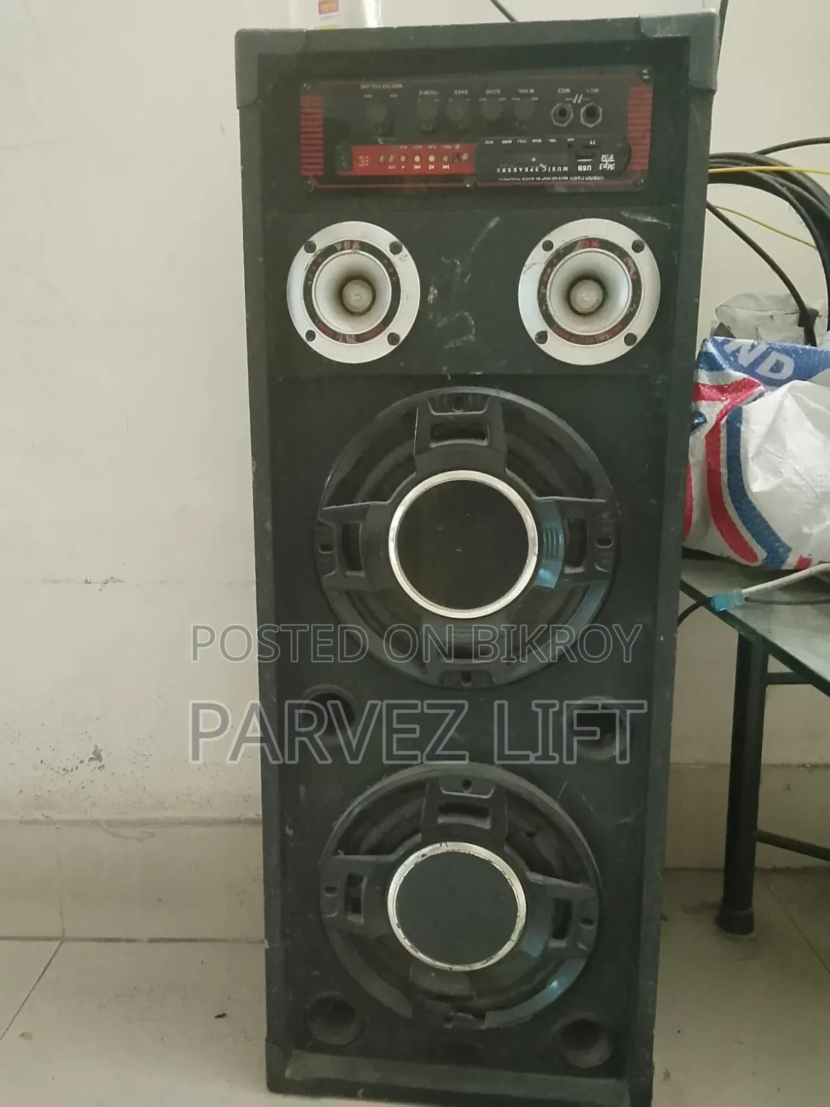 ড্রেসিং টেবিল,বড় সাউন্ড বক্স