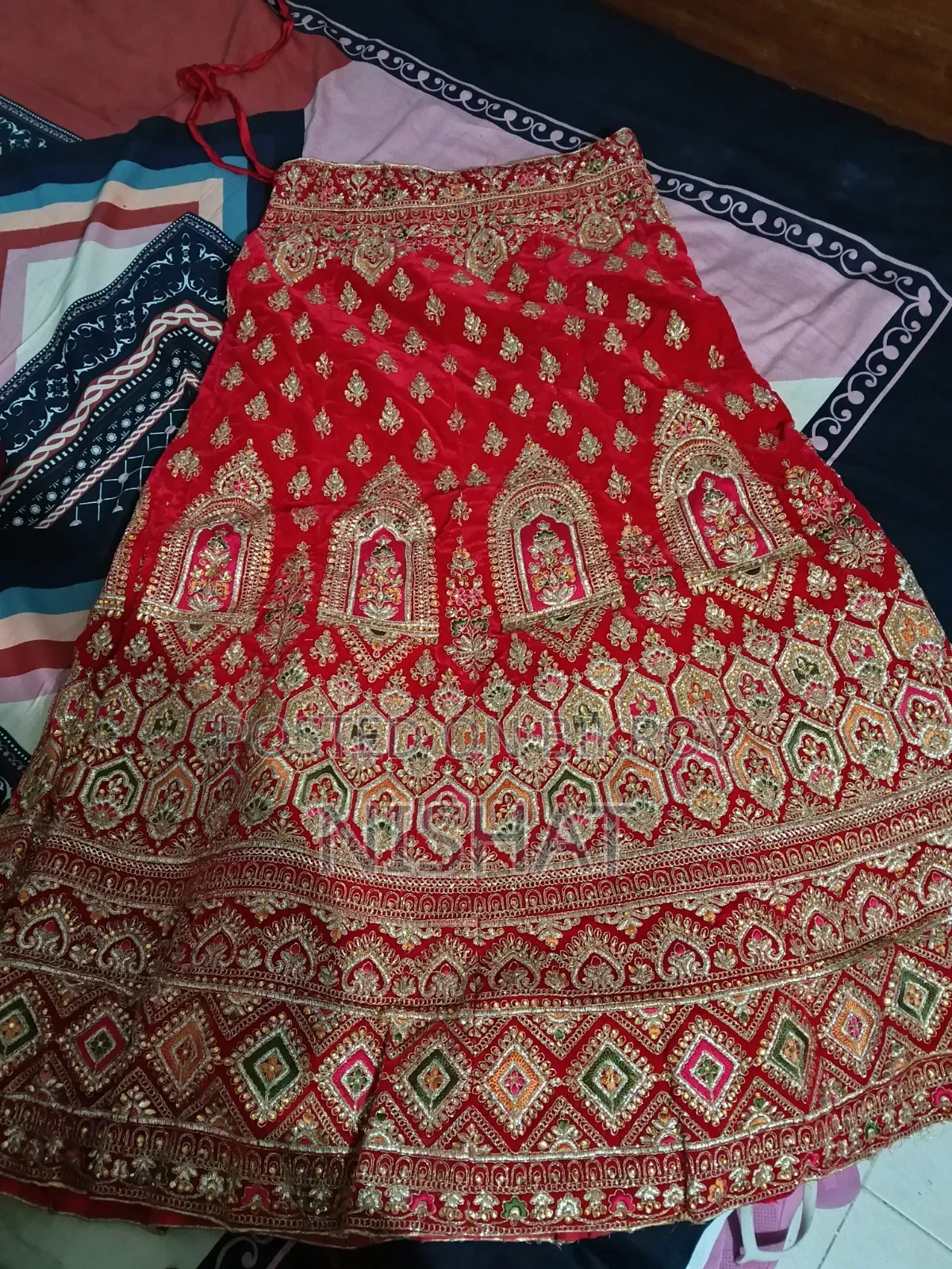 বেনারসী কুটির লেহেঙ্গা