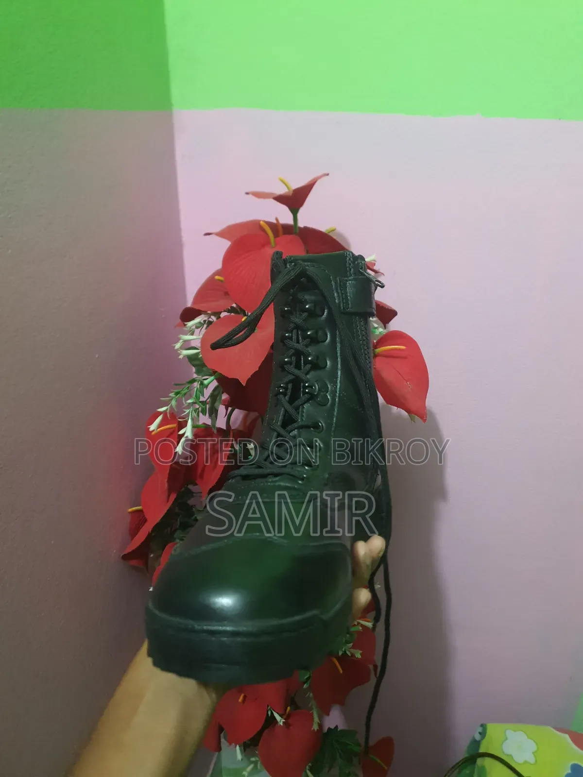পুলিশের অরজিনাল বুট এখনো পায়ে দেয়া হইনি ফুল নতুন