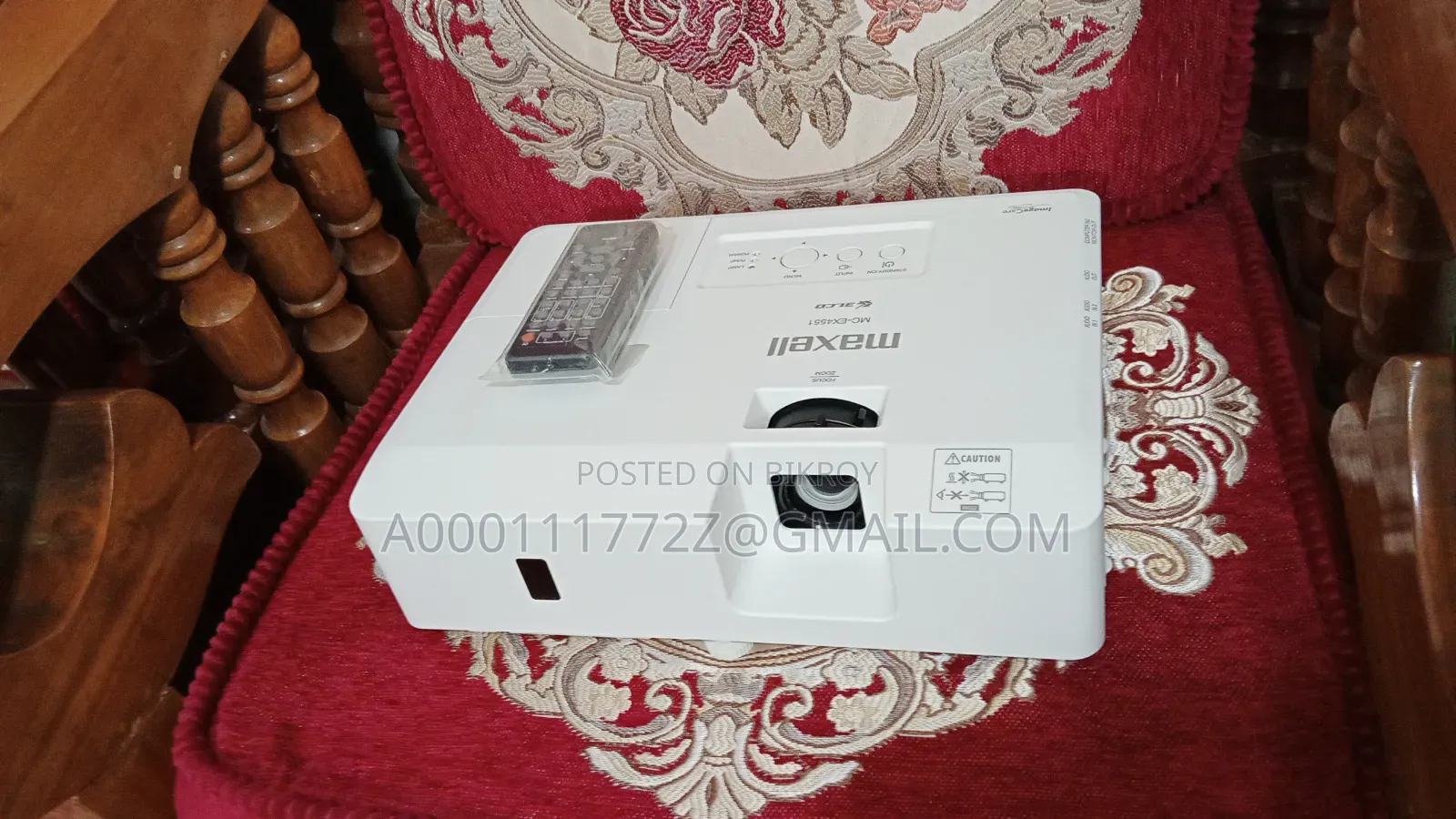 Maxell Mc-Ex4551 New 4500 Ansi Lumens Projector Made in Japan