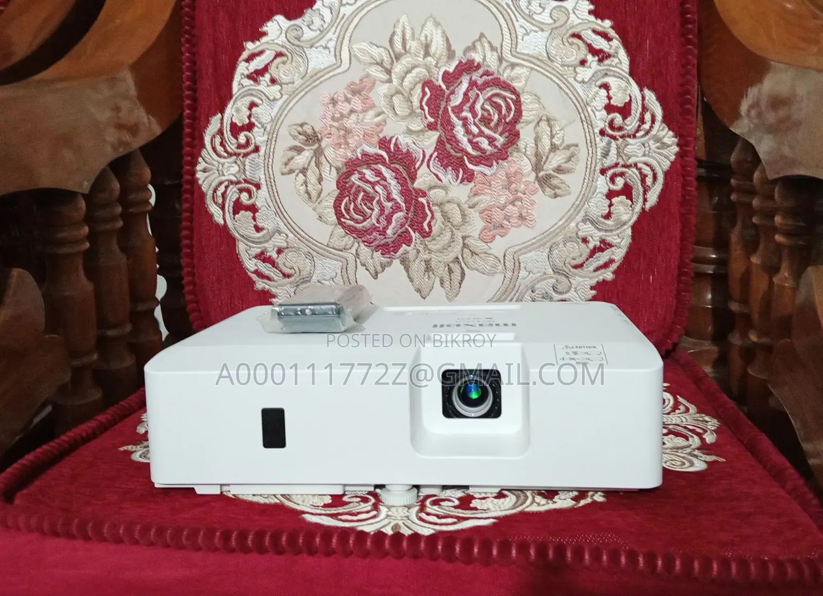 Maxell Mc-Ex4551 New 4500 Ansi Lumens Projector Made in Japan