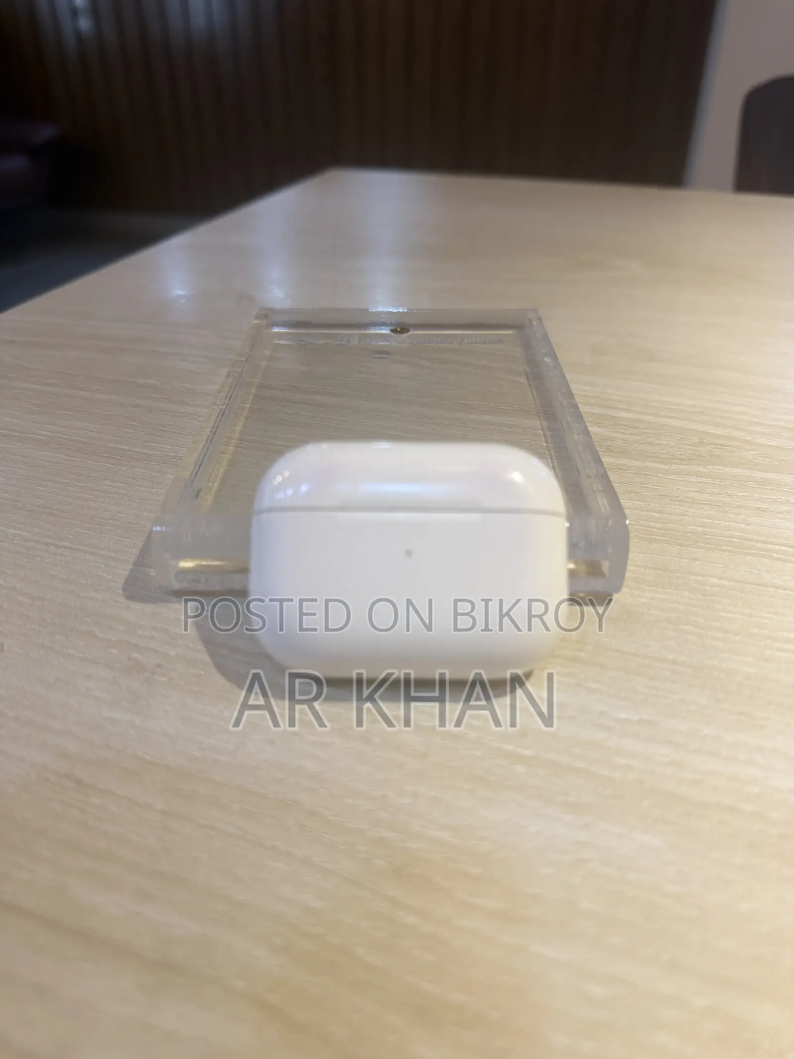 অ্যাপল এয়ারপড প্রো ২
