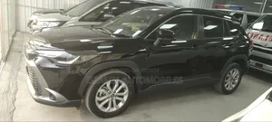 টয়োটা করোল্লা ক্রস ২০২২ কালো