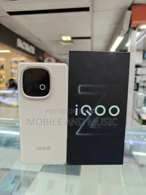 iQOO 256 GB Gold